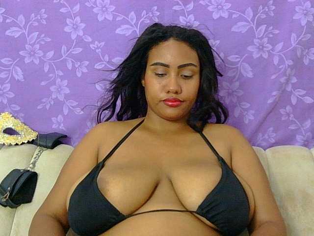 minabigboobs