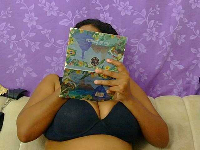minabigboobs live cam on BongaCams