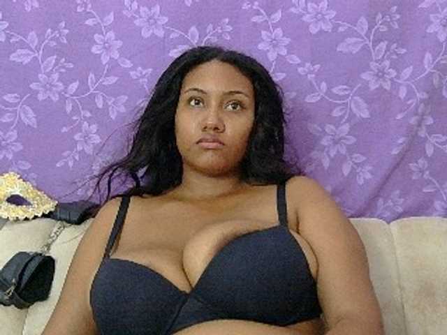 minabigboobs