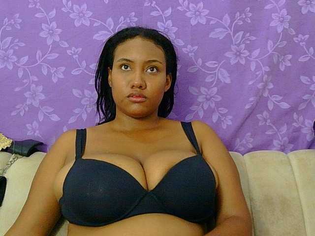minabigboobs