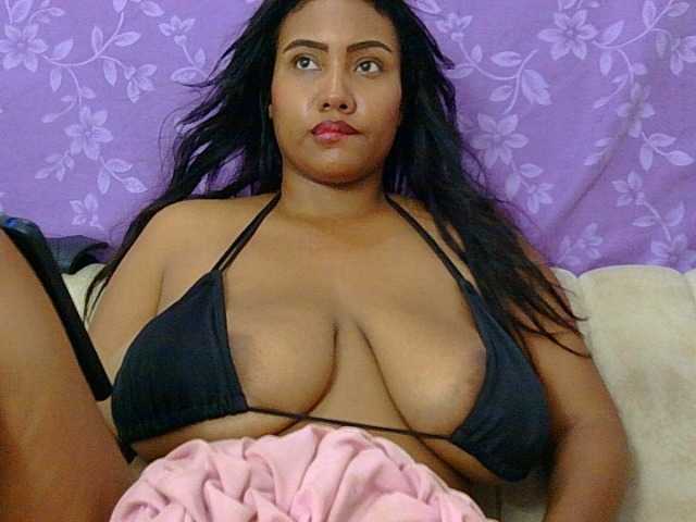 minabigboobs live cam preview