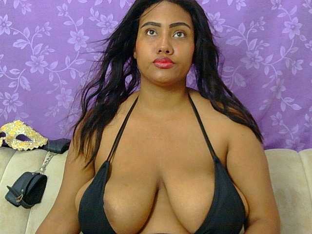 minabigboobs