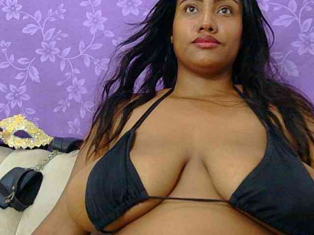 minabigboobs