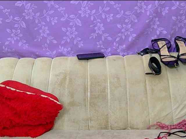 minabigboobs webcam