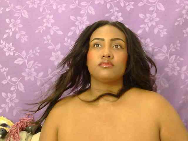 minabigboobs webcam