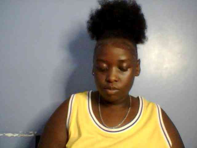 Model: Sweetbooby