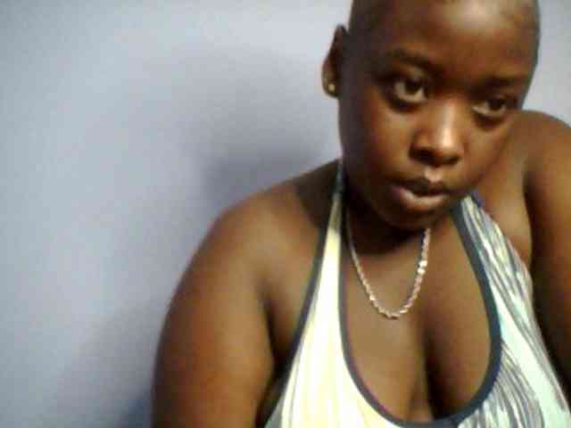 Model: Sweetbooby
