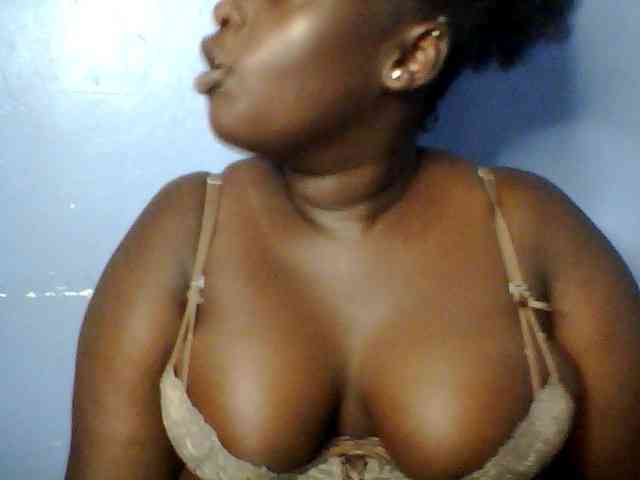 Sweetbooby webcam