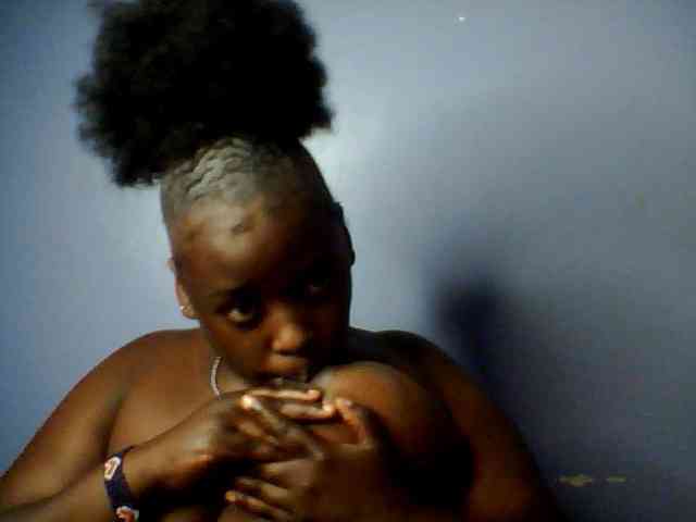 Sweetbooby webcam