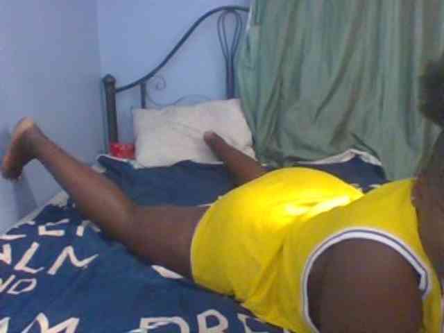 Model: Sweetbooby