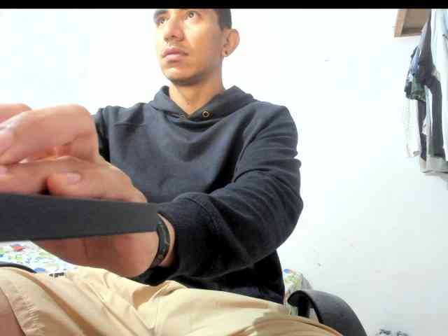 aquiles19 Sex Cam Show