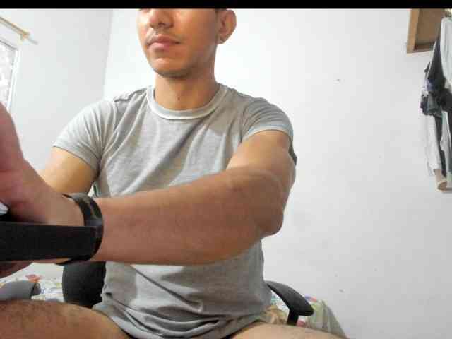 aquiles19 Sex Cam Show