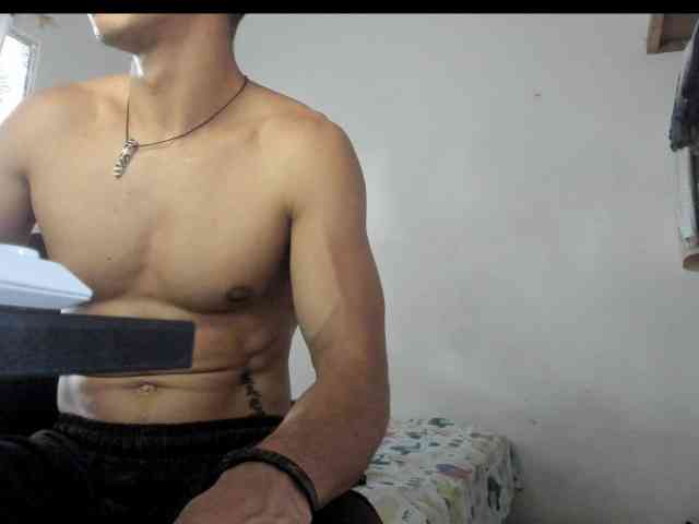 aquiles19 Sex Cam Show