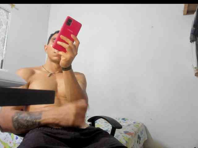 aquiles19 Sex Cam Show