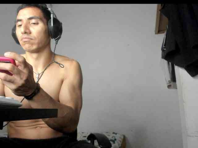 aquiles19 Sex Cam Show