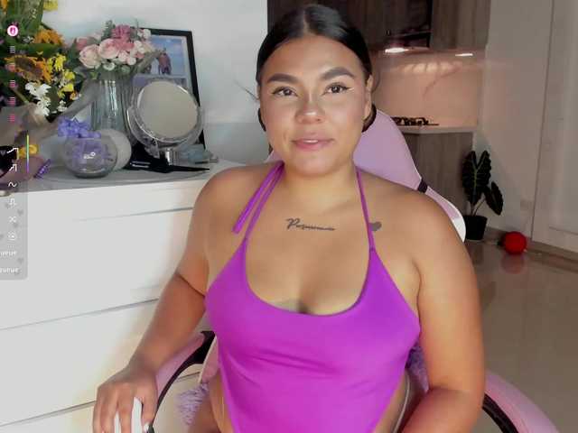 Alicethunder live cam on BongaCams