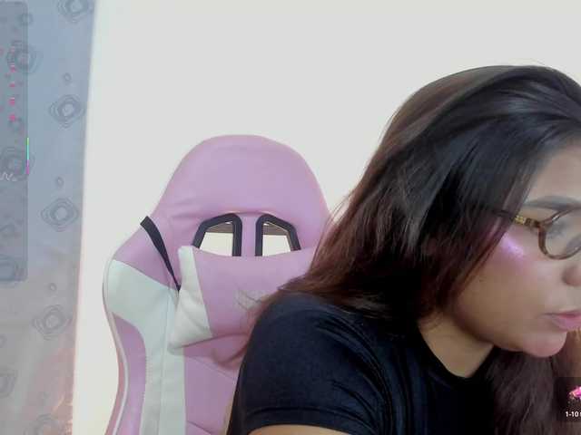 Alicethunder live cam on BongaCams