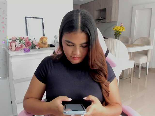 Alicethunder live cam on BongaCams