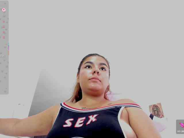Alicethunder webcam