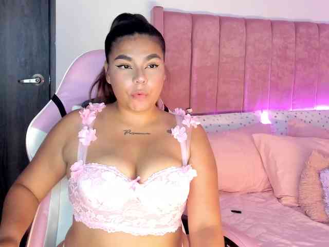 Alicethunder webcam