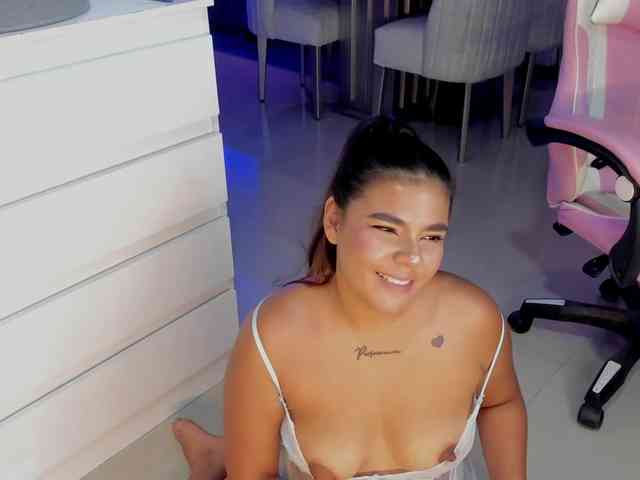 Alicethunder webcam