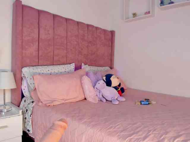 Alicethunder webcam