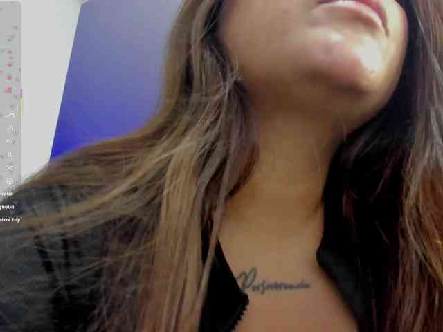 Alicethunder webcam