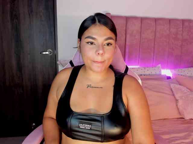 Alicethunder webcam