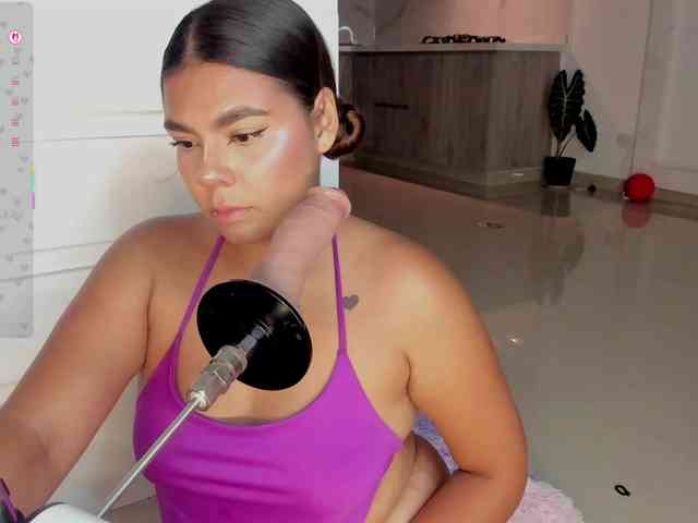Alicethunder webcam
