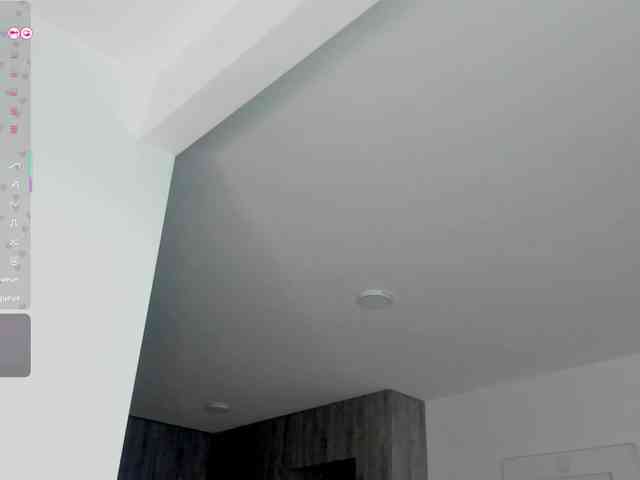 Alicethunder webcam