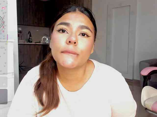 Alicethunder webcam