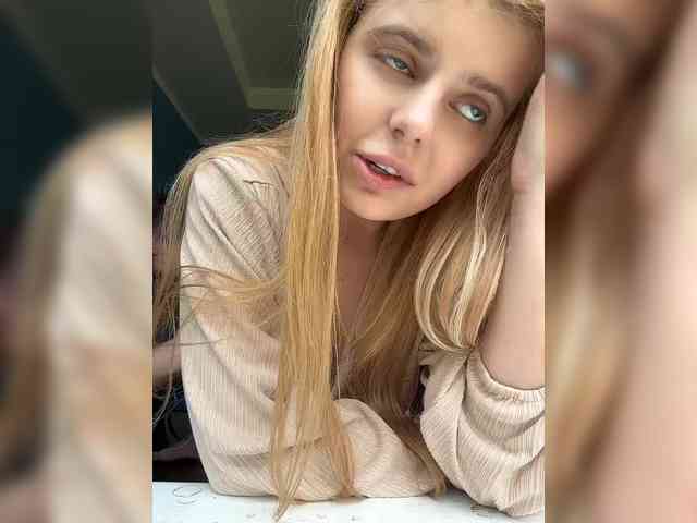 vitaminka-cc webcam
