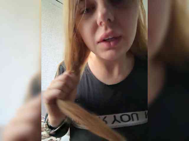 vitaminka-cc webcam