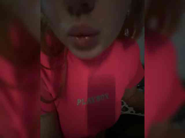 vitaminka-cc webcam