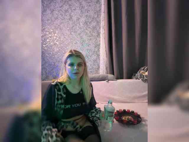 vitaminka-cc webcam