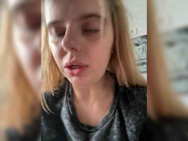 vitaminka-cc webcam
