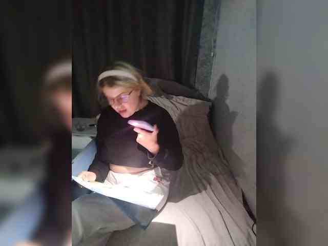 vitaminka-cc webcam