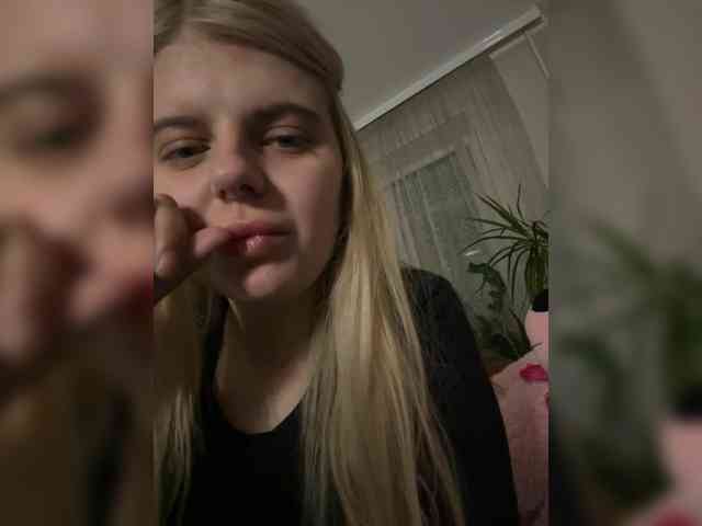 vitaminka-cc webcam