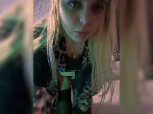 vitaminka-cc webcam