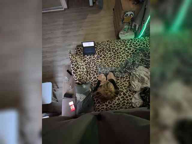 vitaminka-cc webcam