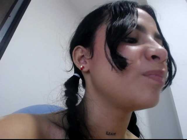 miagt777 live cam on BongaCams