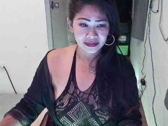 Asherramay Live Webcam on BongaCams