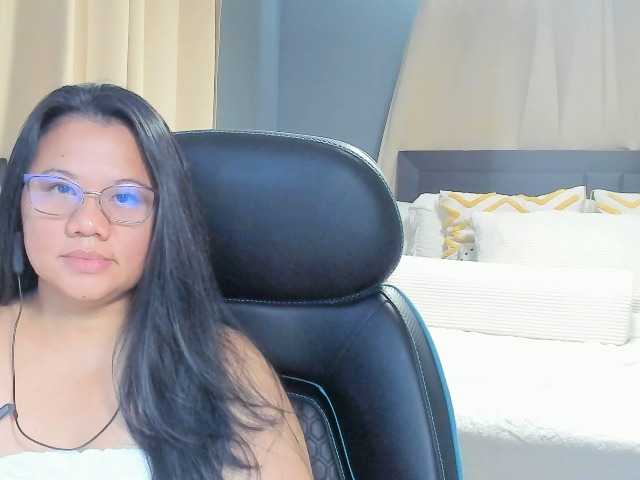 nicolebridge88 live cam on UnifiedCams