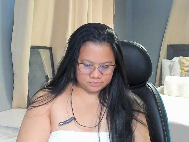 nicolebridge88 live cam on UnifiedCams