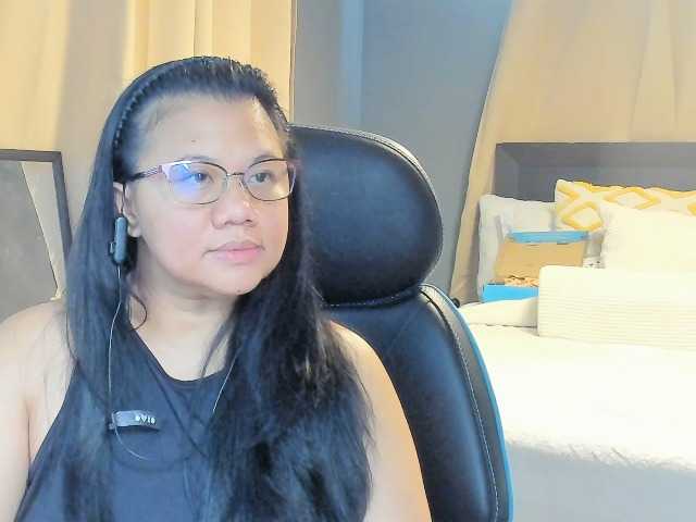 nicolebridge88 live cam on UnifiedCams