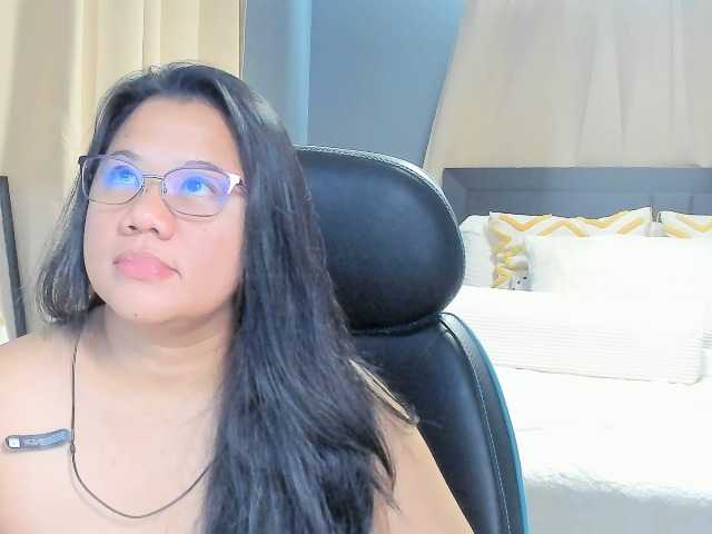 nicolebridge88 live cam on UnifiedCams
