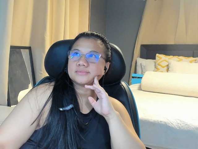 nicolebridge88 live cam on UnifiedCams