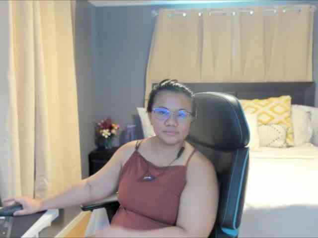 nicolebridge88 webcam