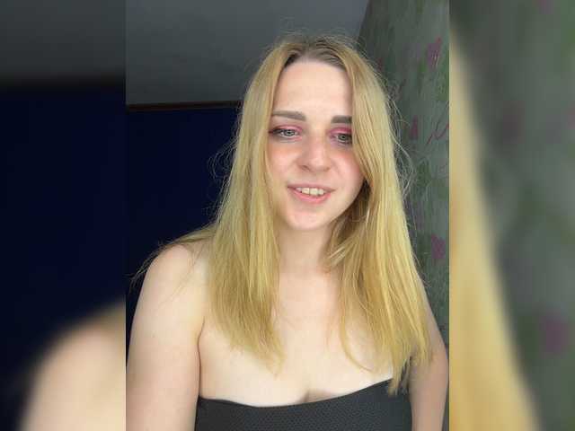 ElinaPantsoff live webcam show