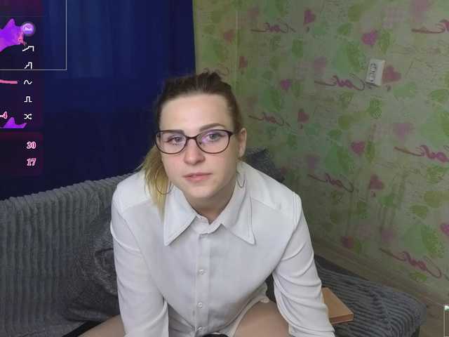 ElinaPantsoff live cam on BongaCams